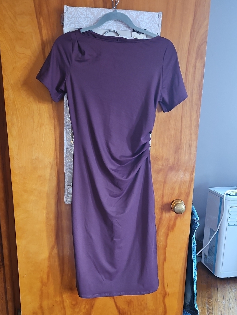 HALARA Plum Short-Sleeve Midi Dress with Side Ruching